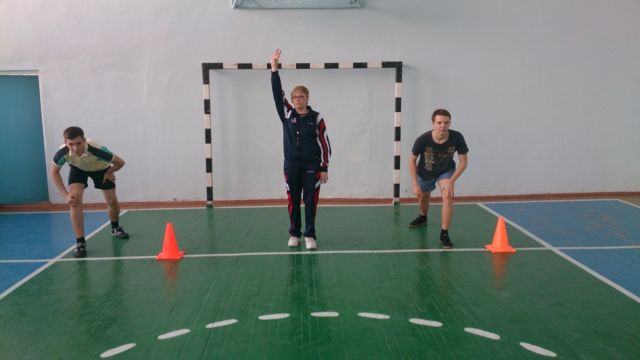 Техника выполнения челночного бега и интересные факты о его пользе